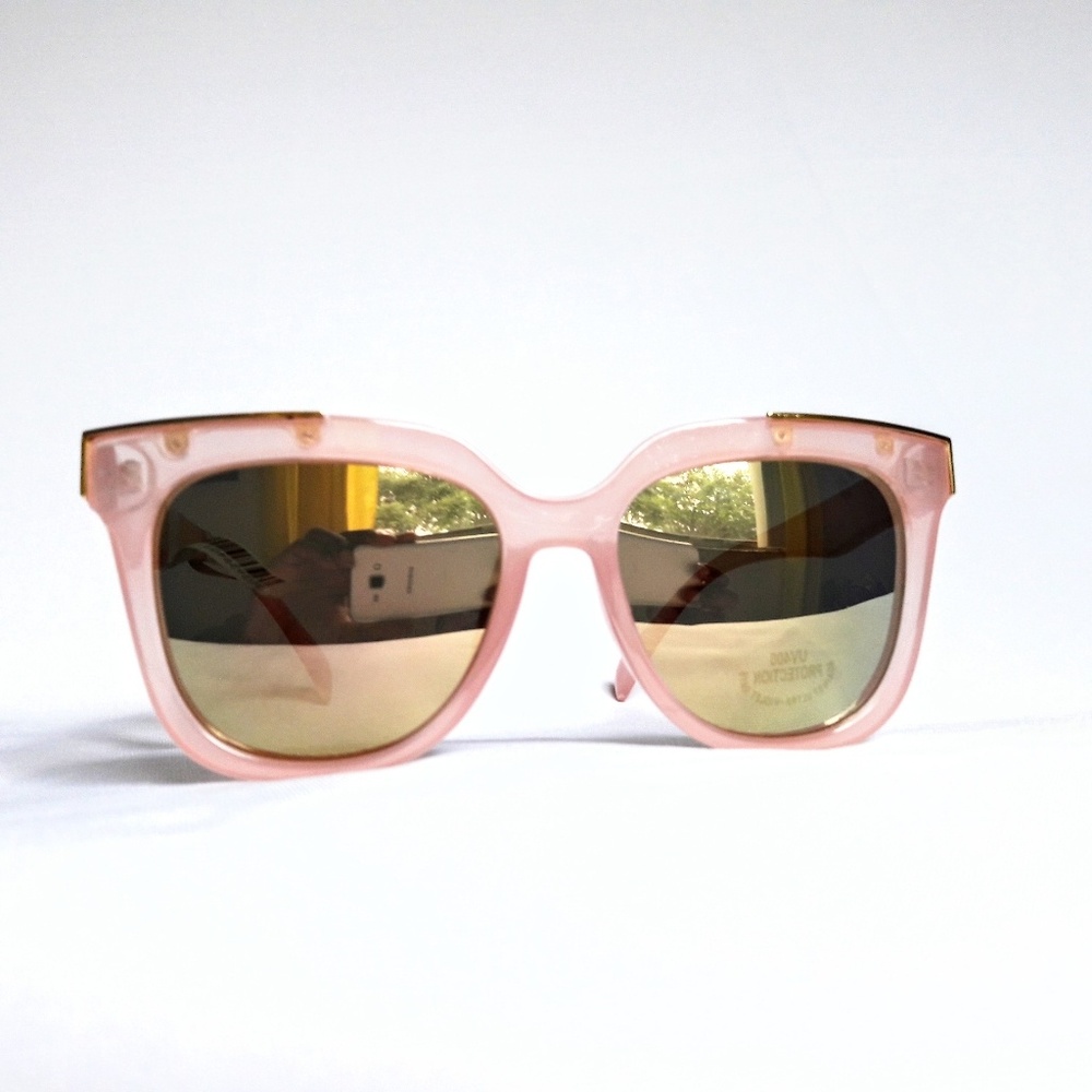 UV 400 Sunglasses by Charlotte Russe